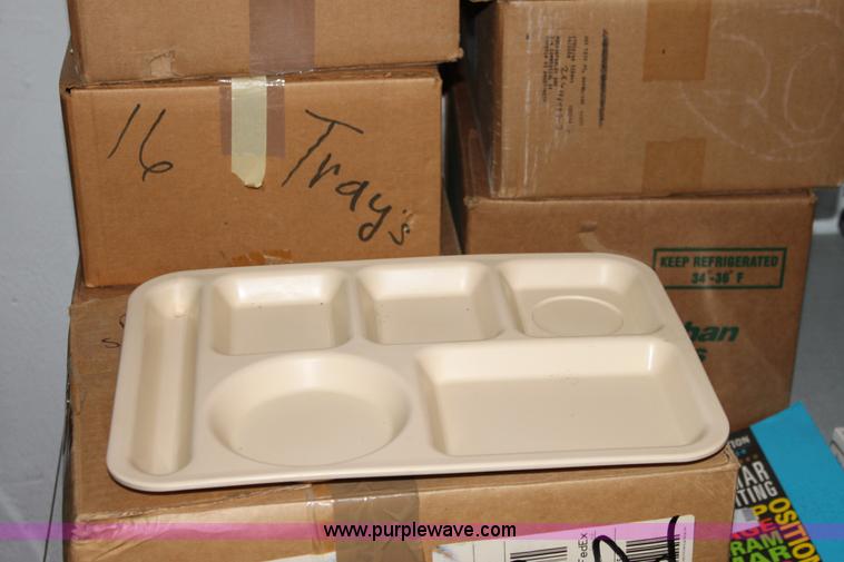 image for item F9895 (9) boxes of lunch trays
