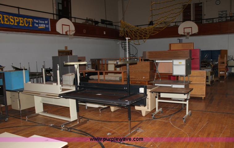 image for item F9896 Assorted office furniture