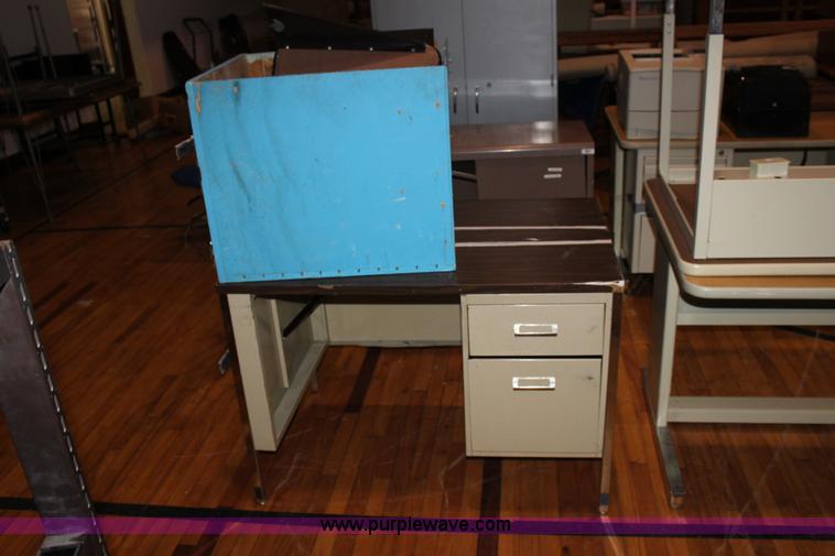 image for item F9896 Assorted office furniture