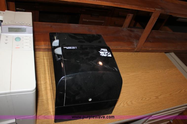 image for item F9896 Assorted office furniture