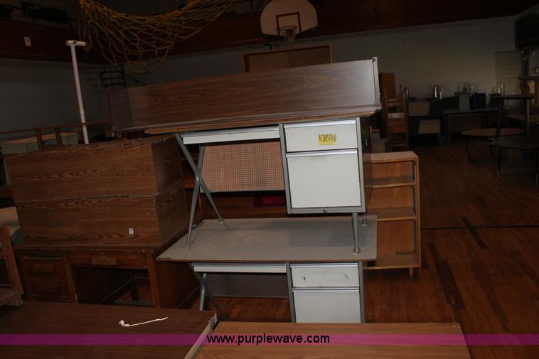 image for item F9896 Assorted office furniture
