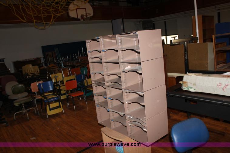 image for item F9896 Assorted office furniture