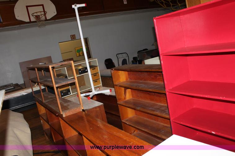 image for item F9896 Assorted office furniture