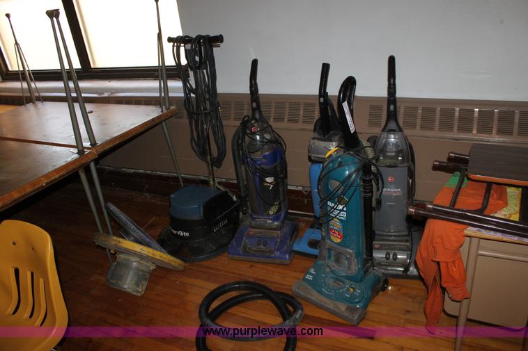 image for item F9900 (4) vacuums