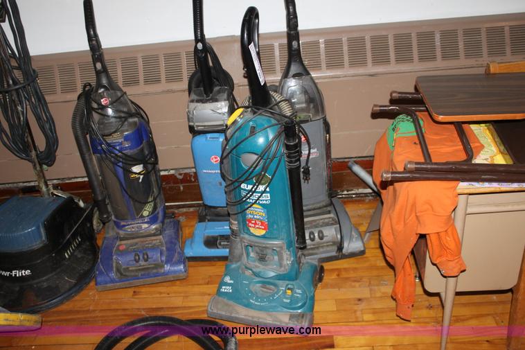image for item F9900 (4) vacuums