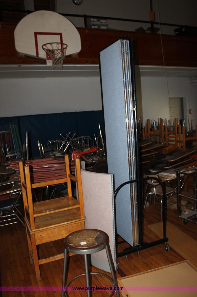 image for item F9903 Assorted classroom items