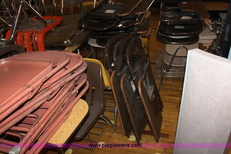 image for item F9903 Assorted classroom items