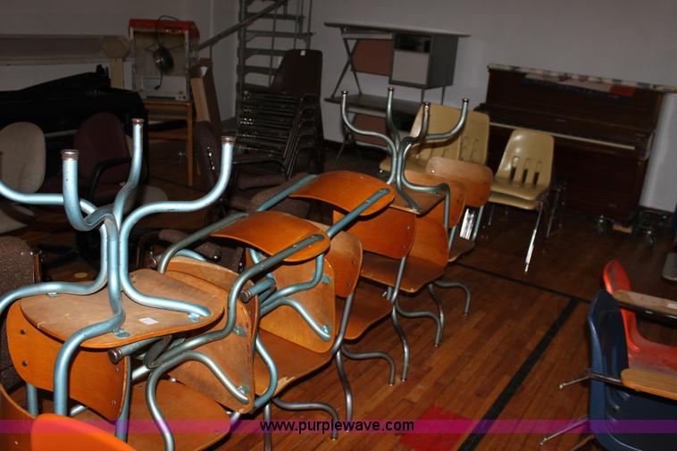 image for item F9904 Assorted chairs