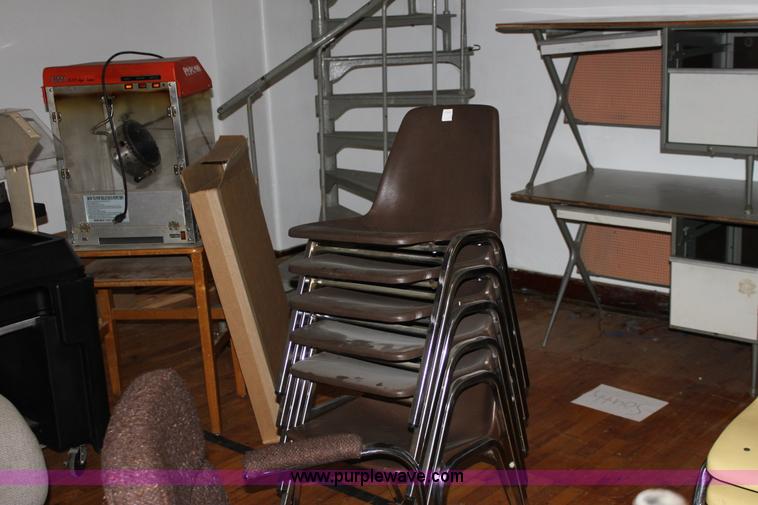 image for item F9904 Assorted chairs