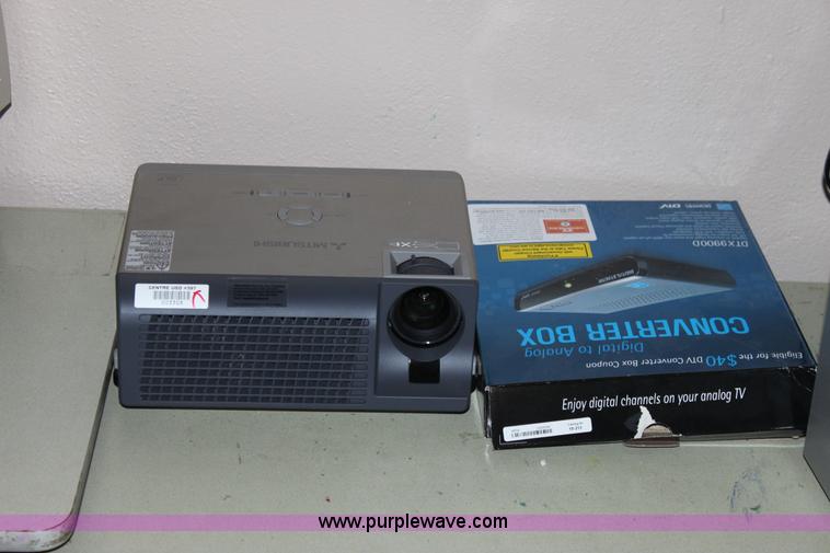 image for item F9922 Assorted computers and desks