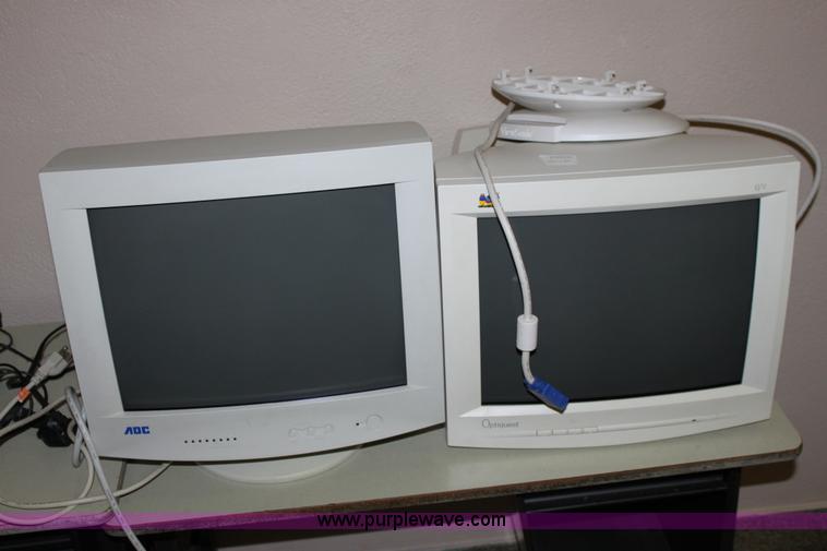 image for item F9922 Assorted computers and desks