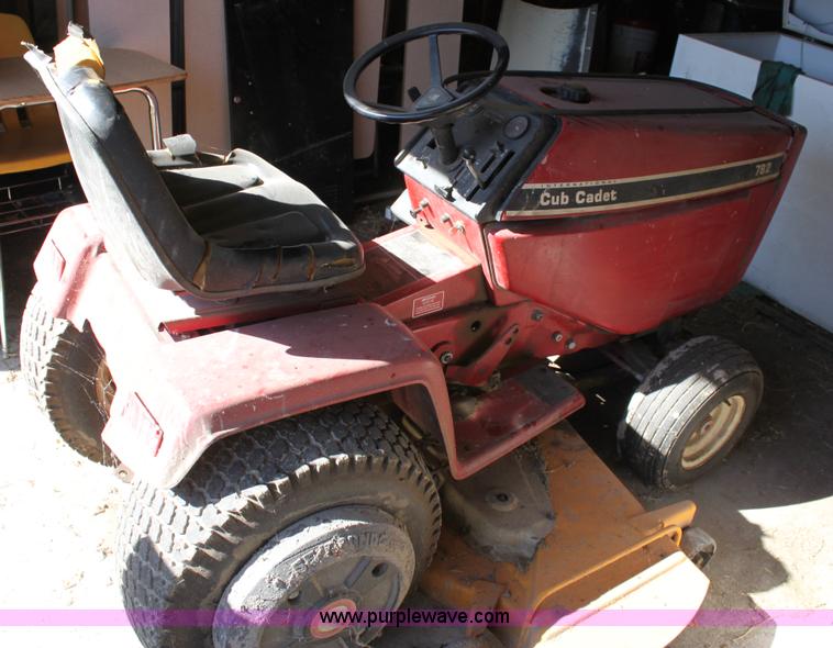image for item F9925 International Cub Cadet 782 lawn mower