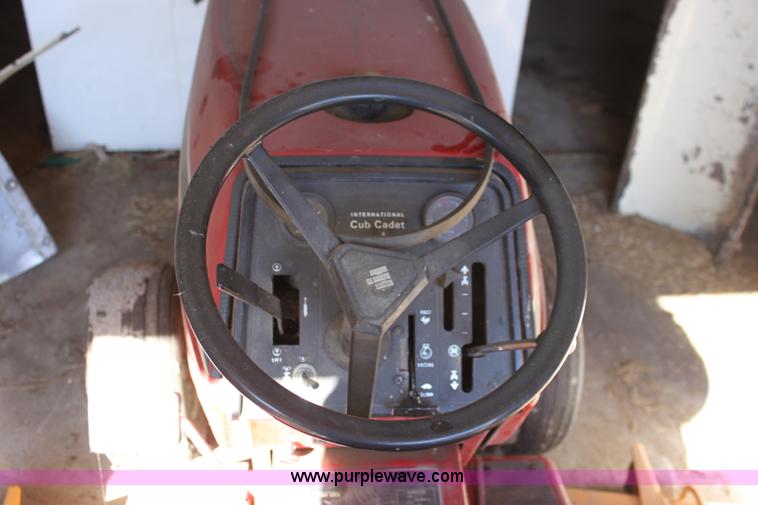image for item F9925 International Cub Cadet 782 lawn mower