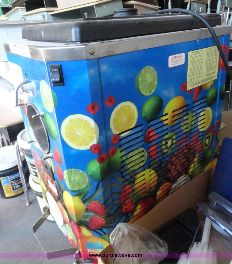 image for item G9006 Taylor flurry machine