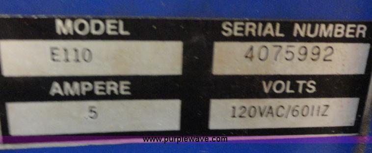 image for item G9010 Napa E110 electric 10 gallon parts washer