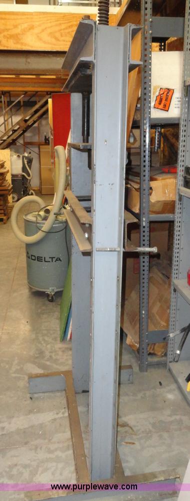 image for item G9012 Shop press