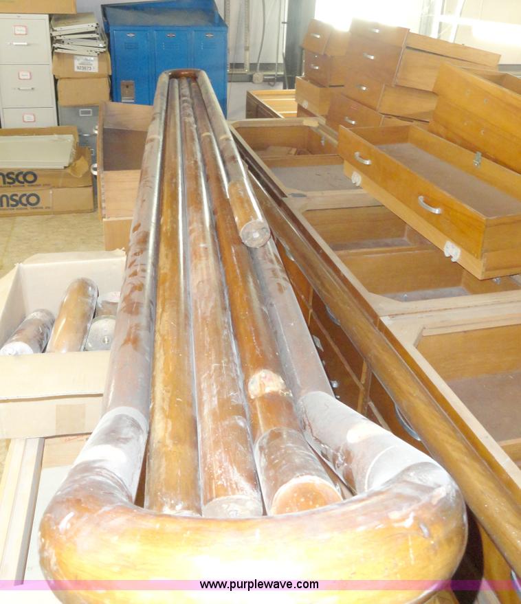 image for item G9015 Assorted cabinetry