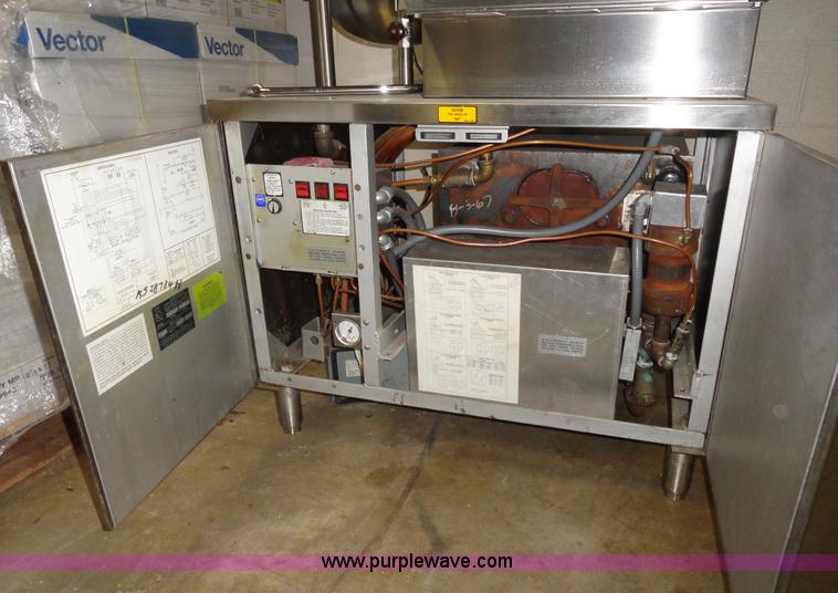 image for item G9024 Vulcan steam quick oven