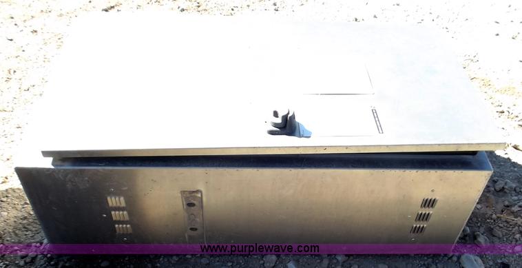 image for item G9344 (12) traffic signals