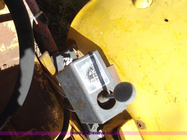 image for item G9352 1964 John Deere 4020 tractor