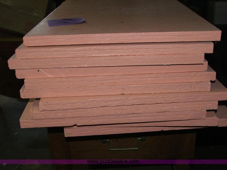 image for item G9358 (2) book shelf cabinets