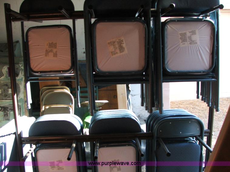 image for item G9361 Assorted furniture