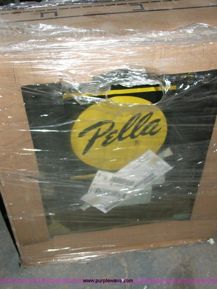 image for item G9362 Assorted doors and new windows