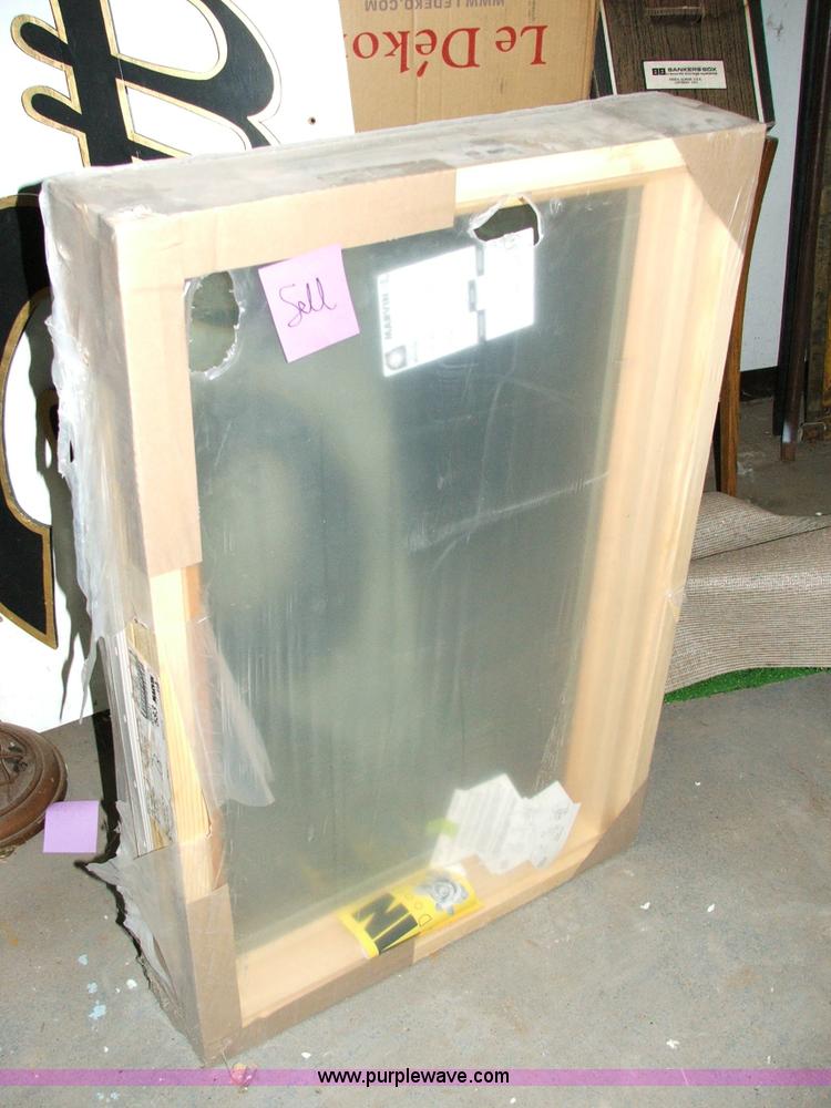 image for item G9362 Assorted doors and new windows