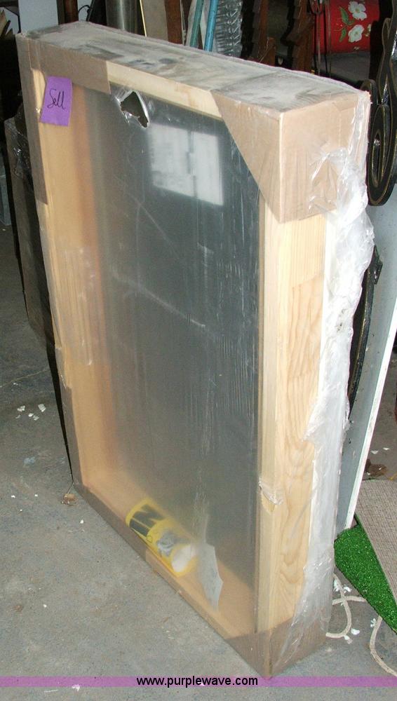 image for item G9362 Assorted doors and new windows