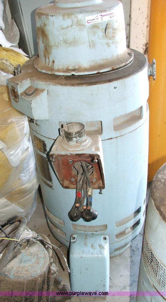 image for item G9364 1973 100 HP three phase electric motor