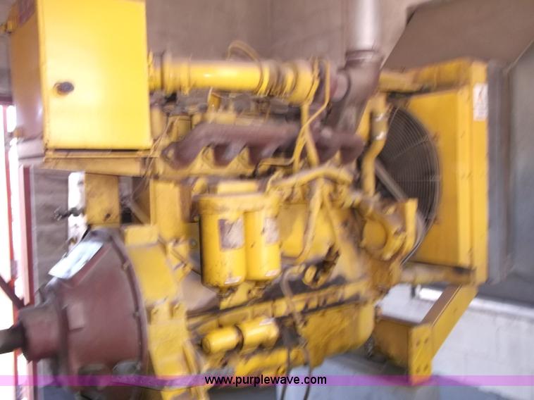 image for item G9366 Allis Chalmers 220 HP diesel engine
