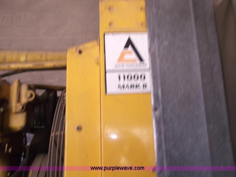 image for item G9366 Allis Chalmers 220 HP diesel engine