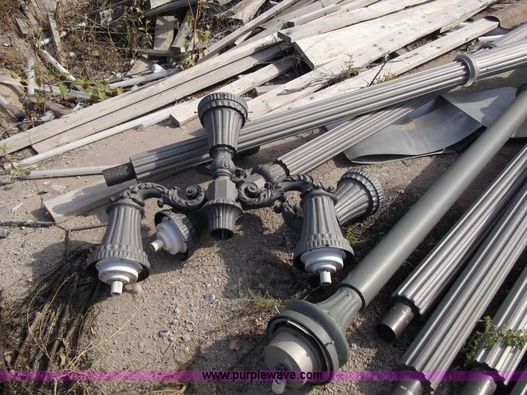 image for item G9367 (9) decorative metal light poles