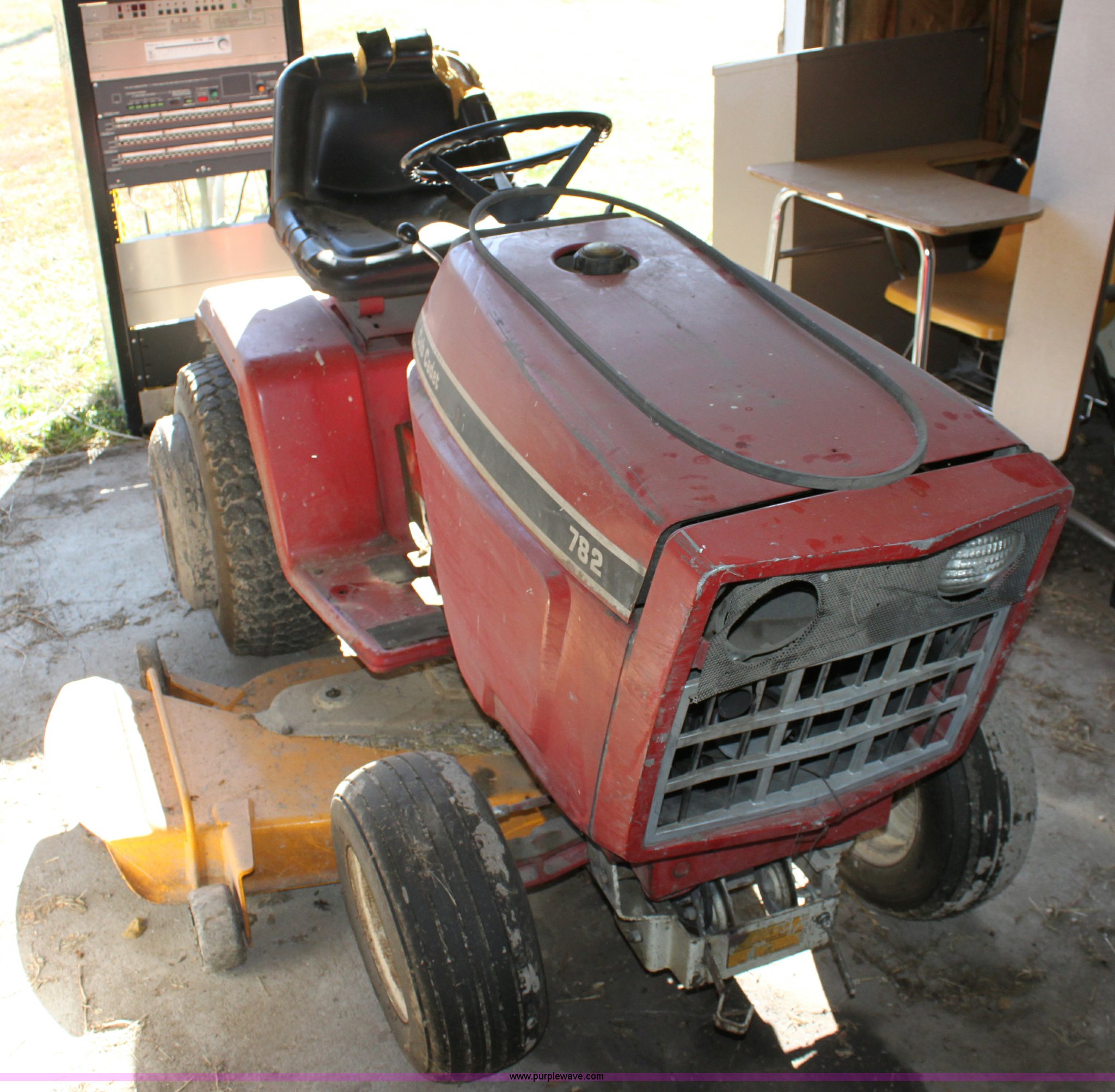 International Cub Cadet 782 lawn mower in Lost Springs, KS Item F9925