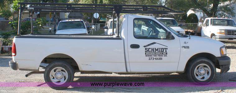 image for item A3185 2003 Ford F150 XL pickup truck