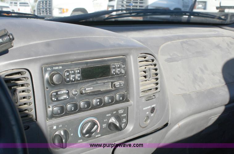 image for item A3185 2003 Ford F150 XL pickup truck