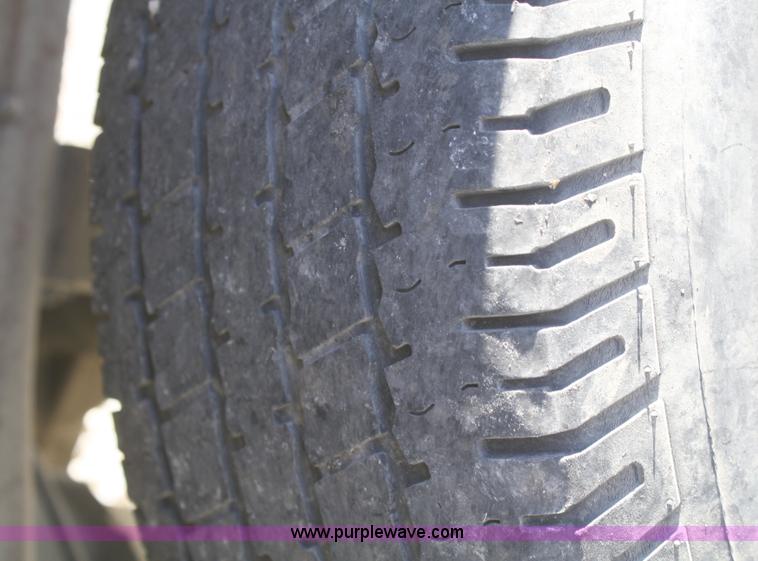 image for item A3185 2003 Ford F150 XL pickup truck