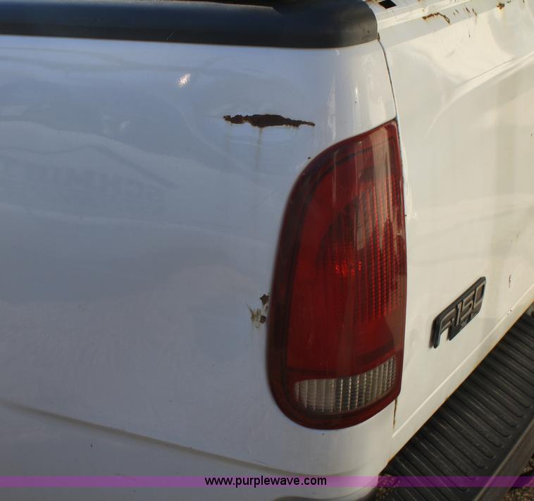 image for item A3185 2003 Ford F150 XL pickup truck