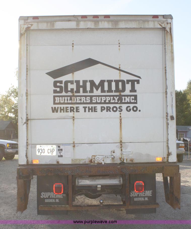 image for item A3210 2003 Chevrolet C7500 insulation box truck