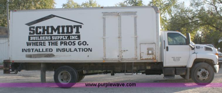 image for item A3210 2003 Chevrolet C7500 insulation box truck