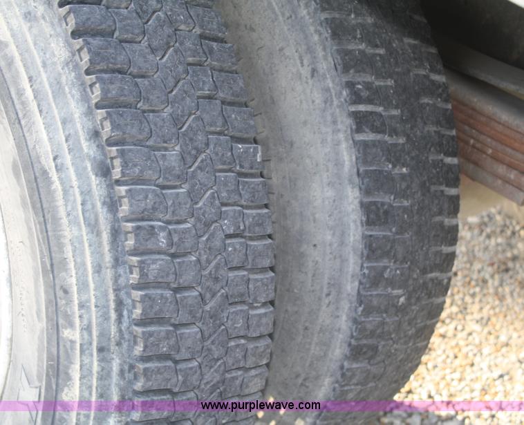 image for item A3210 2003 Chevrolet C7500 insulation box truck