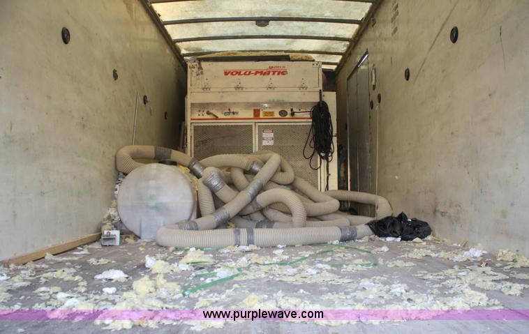 image for item A3210 2003 Chevrolet C7500 insulation box truck