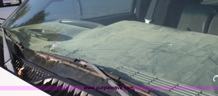 image for item A3211 2000 Chevrolet Silverado 1500 pickup truck