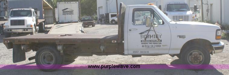 image for item A3212 1995 Ford F350 XL pickup truck