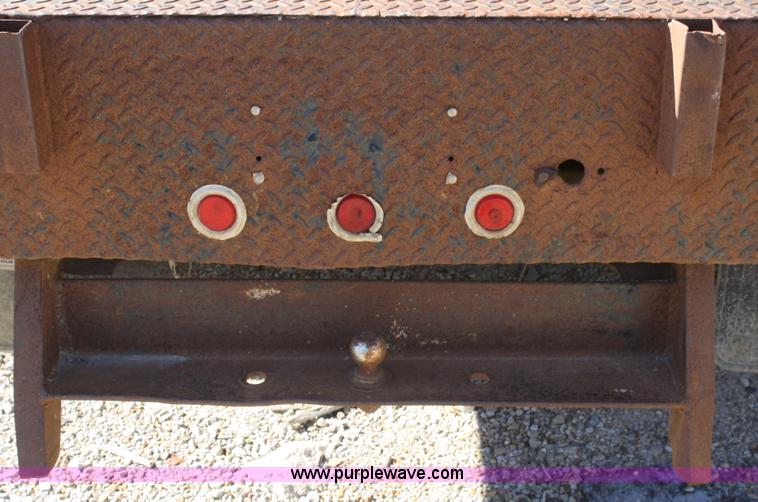 image for item A3212 1995 Ford F350 XL pickup truck