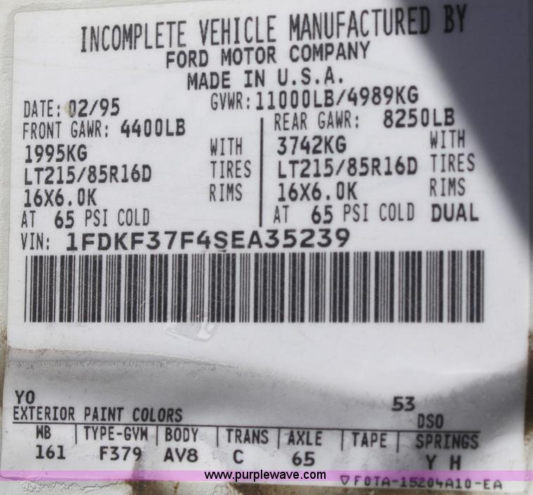 image for item A3212 1995 Ford F350 XL pickup truck