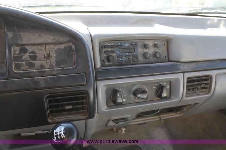 image for item A3214 1996 Ford F350 pickup truck
