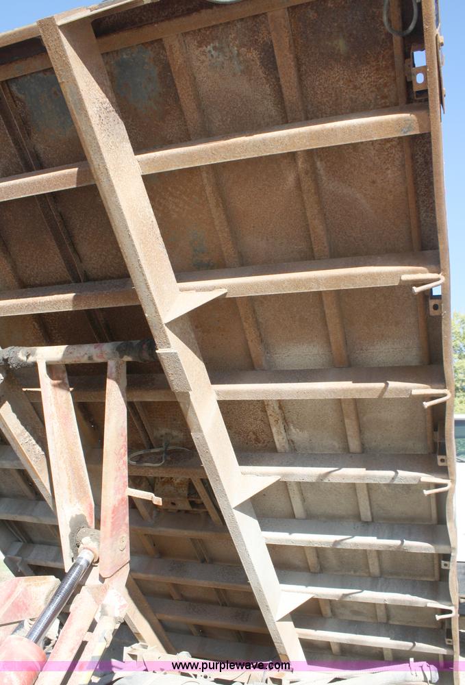 image for item A3214 1996 Ford F350 pickup truck