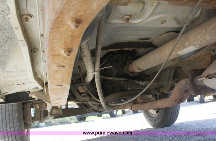 image for item A3214 1996 Ford F350 pickup truck