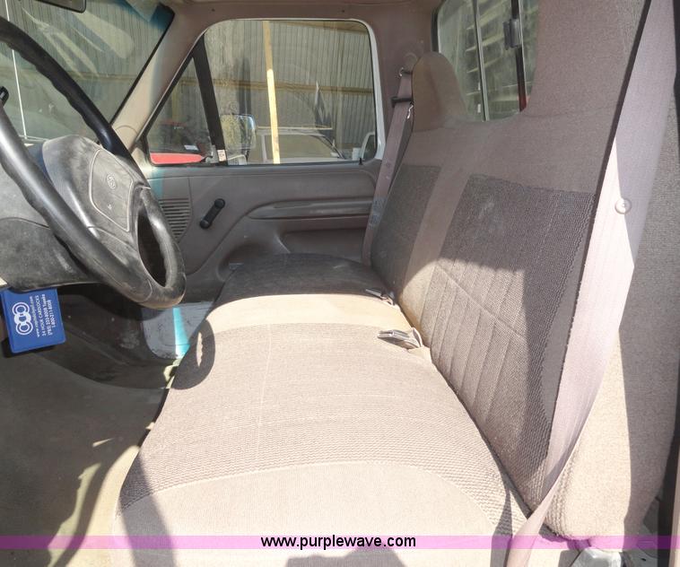 image for item A3220 1996 Ford F250 XL pickup truck